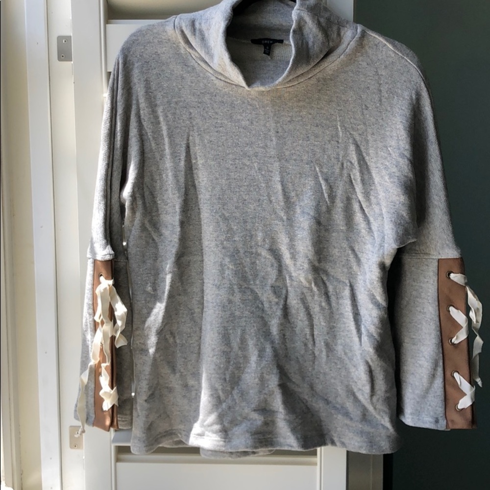 Drew | Sweater with Suede ties